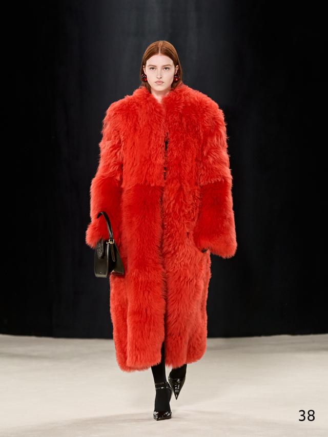 Salvatore Ferragamo, a settembre ricavi pari a &euro; 844 mln ( -8,3%); vendite nette -10,2%