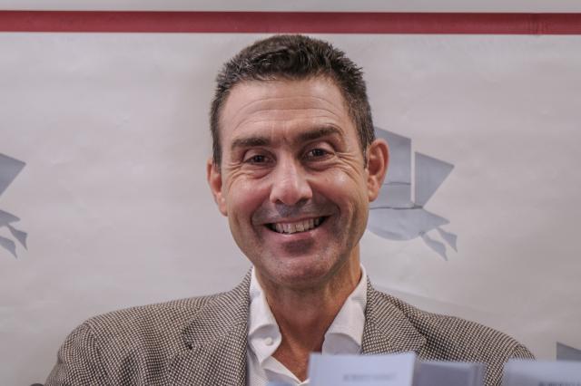 Vannacci, il libro "Il Mondo al contrario" tra i testi al liceo di Francavilla Fontana, il generale al GdI: "Fantastico, la goccia che scava la roccia, 207k copie vendute"