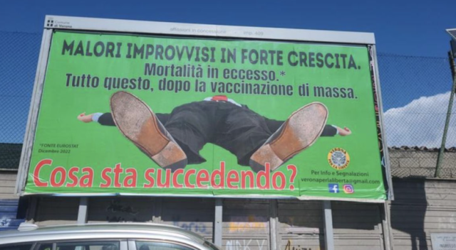 Manifesti davanti all'ospedale di Verona: "Malori improvvisi in forte crescita dopo vaccini Covid, cosa sta succedendo?". Ordine dei medici: "Informatevi su fonti accreditate"