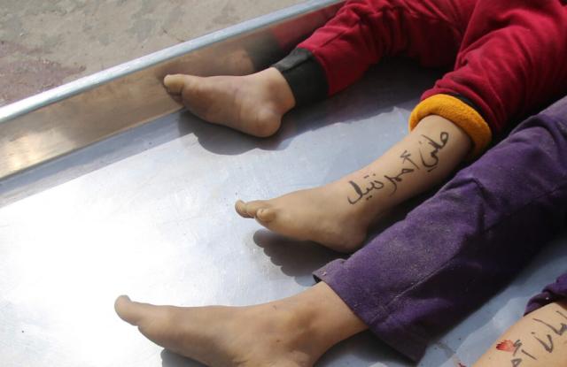 Gaza, mamme scrivono nomi e numero cellulare sui corpi dei loro figli, una donna: "&Egrave; per riconoscerli in caso di morte, Israele non ha piet&agrave;"