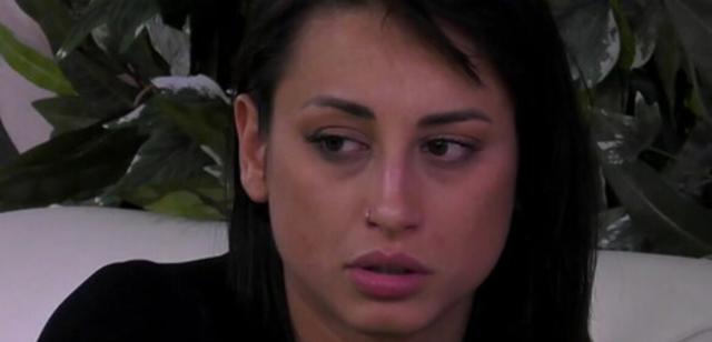 Letizia Petris al Grande Fratello: "I miei valori sono famiglia, sesso e droga", &egrave; polemica