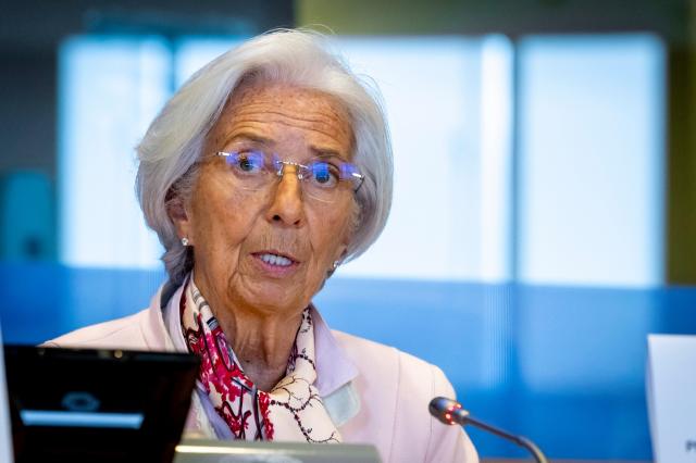 Bce, tassi fermi al 4,5%, stop a rialzi dopo 10 aumenti consecutivi: "Netto calo dell'inflazione"