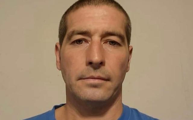 Robert Card, chi &egrave; il killer della sparatoria nel Maine, un ex militare istruttore d'armi con problemi mentali. Aveva appena perso il lavoro