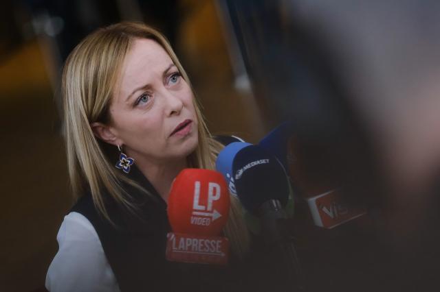 Striscia Gaza, Meloni astiene l'Italia sulla risoluzione Onu per una tregua: il governo appiattito sull'imperialismo Usa