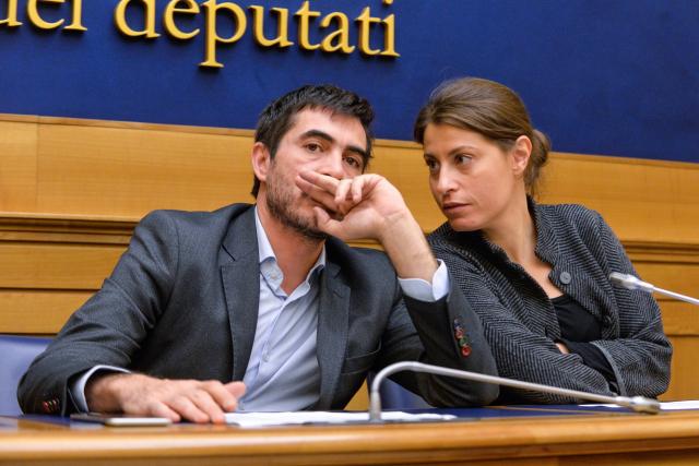 Sinistra Italiana, il "partito - famiglia" di Nicola Fratoianni e della moglie Elisabetta Piccolotti