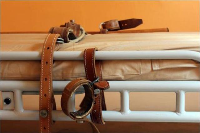 letto di contenzione