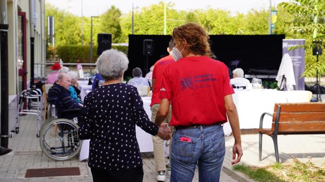 Fondazione Amplifon, al via in Portogallo il progetto per l'inclusione sociale degli anziani 