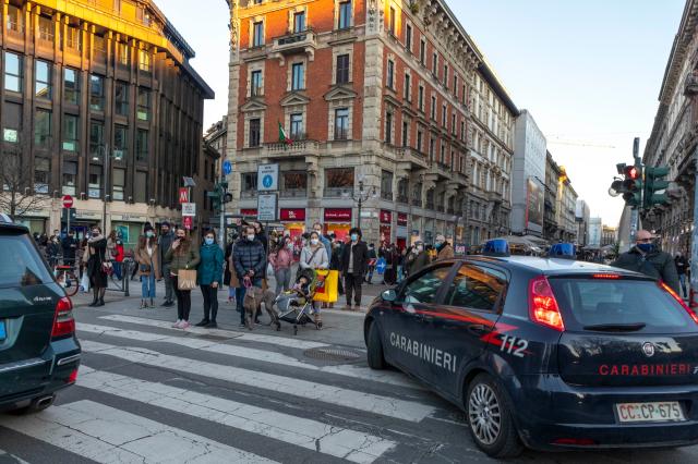 Tredicenne suicida a Palermo, procura apre un'inchiesta per bullismo: deriso pi&ugrave; volte perch&eacute; gay, scuola chiusa per lutto