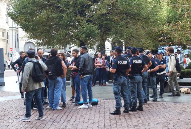 Manovra, pacchetto sicurezza approvato dal governo: 1,4 mld a forze dell'ordine; reclusione da 2 a 7 anni per occupazione immobili; divieto accesso in metro, porti e stazioni per condannati per furto