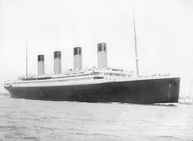Men&ugrave; del Titanic dell'11 aprile 1912 venduto all'asta per 84mila sterline, tra le scelte della cena ostriche, piccione, anatra reale