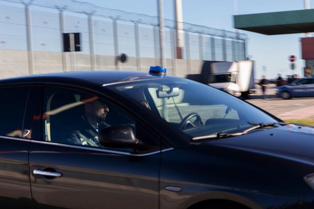 Filippo Turetta, oggi l'incontro con i genitori nel carcere di Verona:  "Li ha abbracciati e ha pianto ringraziandoli". L'interrogatorio di nove ore definito "esaustivo"