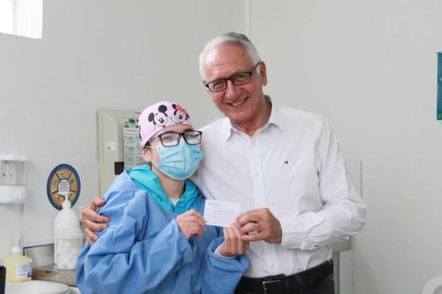 Vaccino Covid, ministro salute Colombia: "I vaccinati sono stati cavie del pi&ugrave; grande esperimento della storia. Sieri non erano autorizzati"