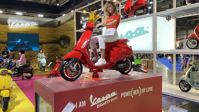 Piaggio, il brand Vespa &egrave; stato valutato oltre un miliardo di euro