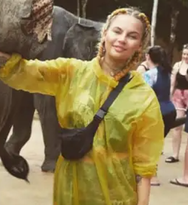 Travolge e uccide il fidanzato passandogli sopra con l&rsquo;auto: &ldquo;Alla festa aveva parlato con un&rsquo;altra ragazza&rdquo;, arrestata 23enne