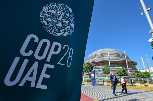 Cop28, nella bozza accordo nessuna uscita da combustibili fossili e petrolio, spunta invece il nucleare