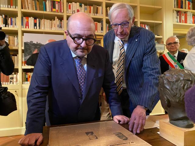 Il Ministro della Cultura Sangiuliano con il professor Cosimo Ceccuti