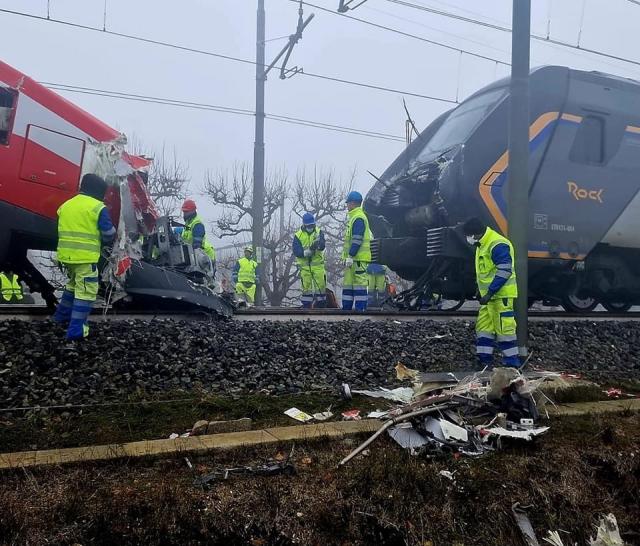 Scontro tra treni a Faenza, indagato il macchinista del Frecciarossa, mistero sulla presenza a bordo dell'AD di RFI Strisciuglio