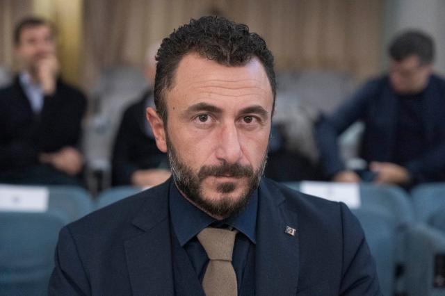 Pozzolo verso la sospensione da FdI, il deputato in possesso di altre 6 armi: avviato l'iter per il ritiro