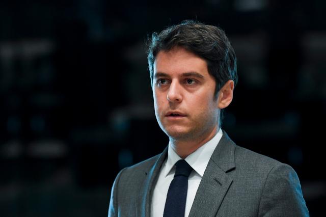 Francia, Gabriel Attal &egrave; il nuovo premier dopo le dimissioni della Borne: Macron si affida al 34enne ex ministro dell&rsquo;Istruzione