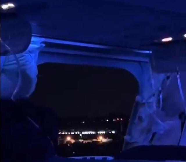 Boeing 737, United Airlines e Alaska Airlines: &ldquo;Trovate parti allentate sugli aerei&rdquo;, crollano le azioni con il -8% a Wall Street