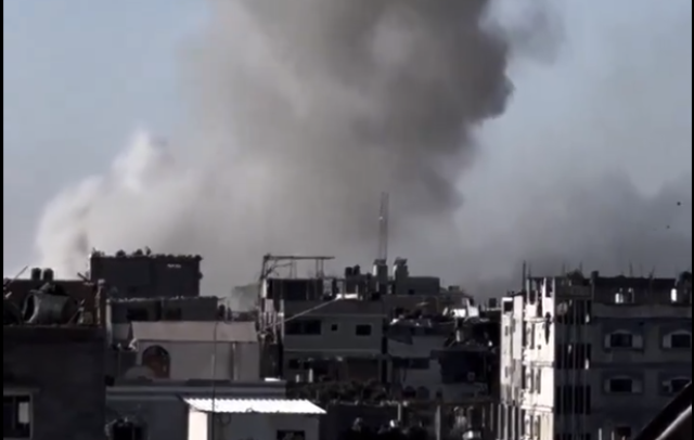 Gaza City, raid israeliano su una casa, 20 morti civili tra cui donne e bambini, Iran: "Stop attacchi nella Striscia e contro Houthi per fine guerra"