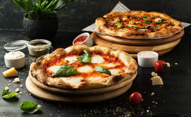 Pizza Day nel mondo, si celebra mercoled&igrave; 17 gennaio in ogni continente la specialit&agrave; gastronomica italiana