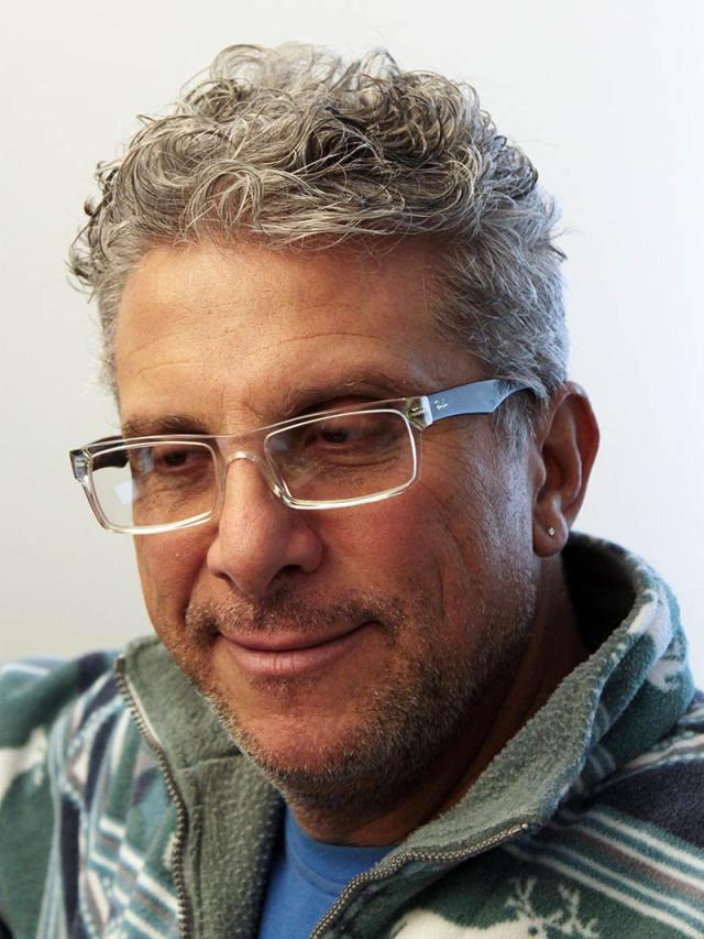 Ancona, assolto dopo 6 anni prof accusato di molestie da 3 alunne: "Vittima di una vendetta in classe"