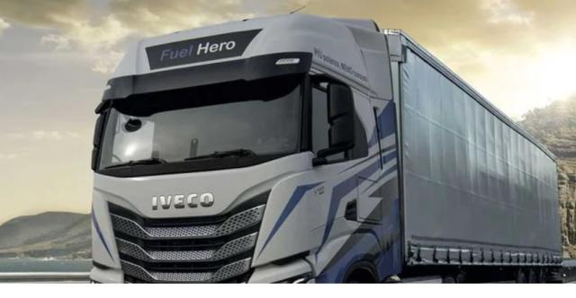 Execus spa accanto a Stefanelli spa per le strategie di digital marketing