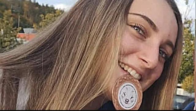 Chiara Danieli, morta a 21 anni per malore improvviso la campionessa di karate, il coach: " Se n'&egrave; andata senza un perch&eacute;"