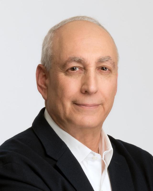 Chemi Peres, figlio dell'ex presidente israeliano, Shimon Peres al GdI: "Il processo contro Israele alla Corte dell'AIA? Un'altra forma di antisemitismo" - ESCLUSIVA