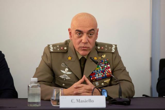 Carmine Masiello nuovo capo di Stato maggiore dell'esercito, in sostituzione di Pietro Serino, Crosetto: "Profilo di primissimo livello"