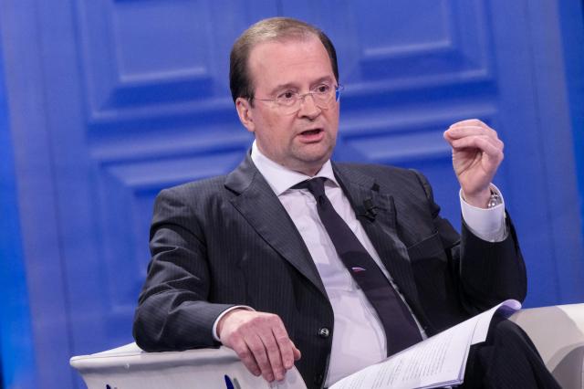 Alexei Paramonov, lettera dell'ambasciatore russo in Italia: "Atmosfera di psicosi prebellica contro la Russia, Ucraina preparata dalla Nato per fungere da ordigno ibrido"