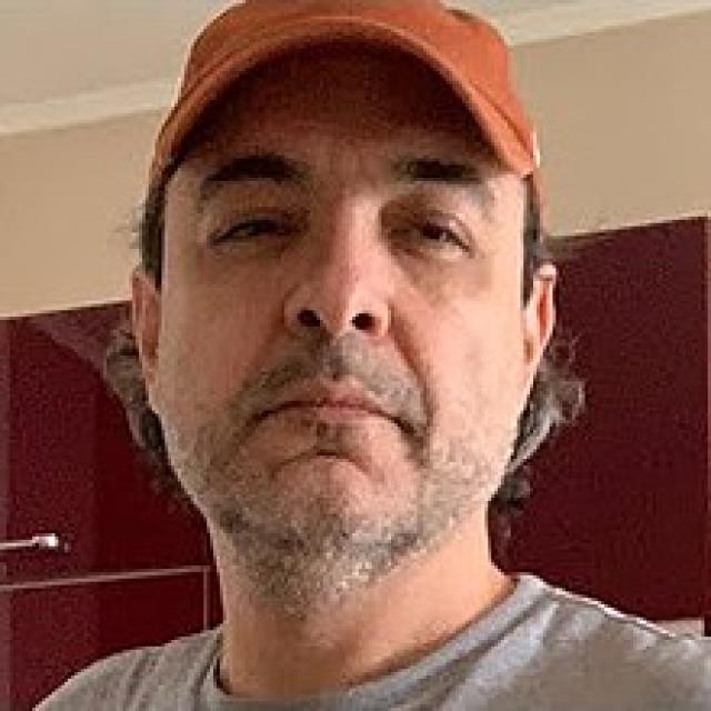 Gonzalo Lira, il blogger morto nelle carceri ucraine di cui l'Occidente tace. Ma Navalny viene portato in trionfo