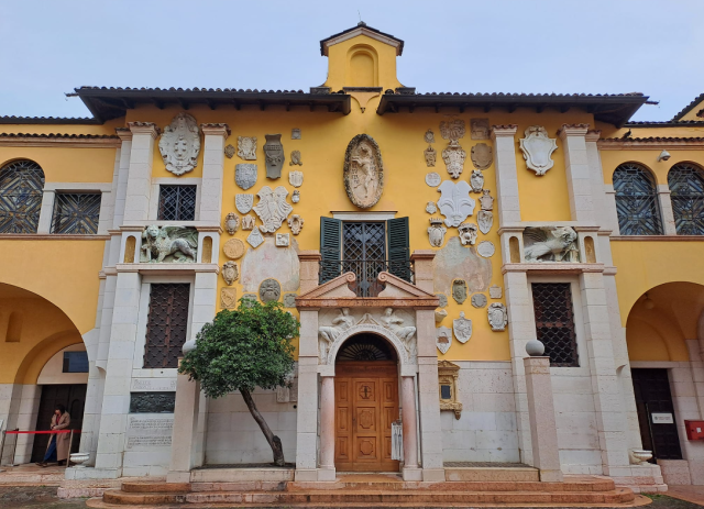 Furto da 1mln &euro; al Vittoriale degli Italiani a Gardone Riviera, rubate 49 opere d'oro dell'artista Umberto Mastroianni