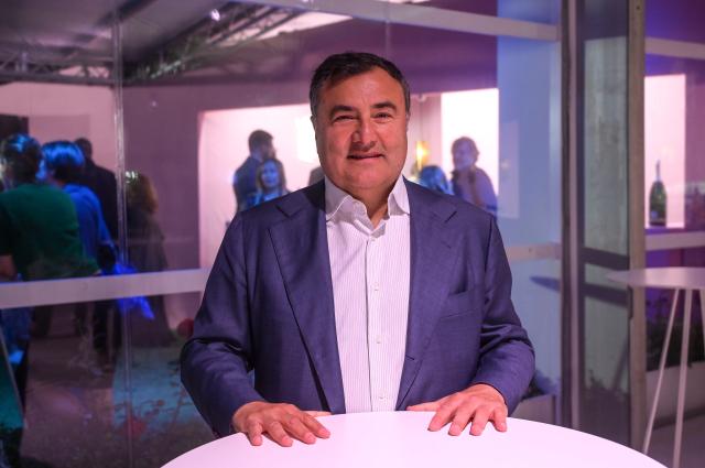 Joe Barone, morto per infarto a 58 anni il dg della Fiorentina, aveva accusato un malore improvviso in ritiro con la squadra