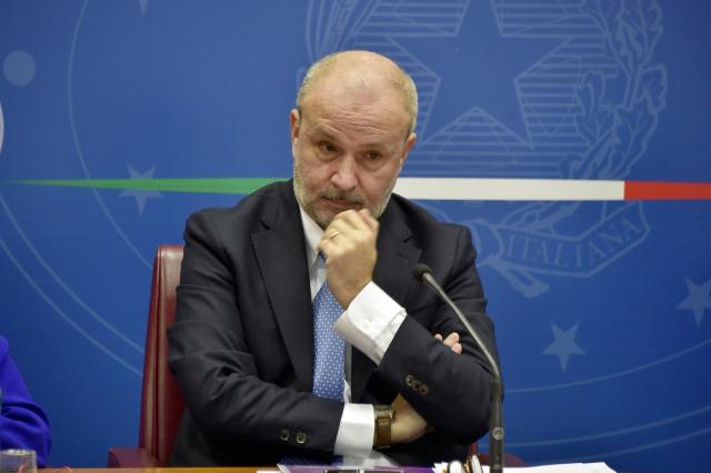 Schillaci al GdI: "No virostar per la Commissione d'inchiesta, serve studio per reazioni avverse al vaccino Covid" - ESCLUSIVA
