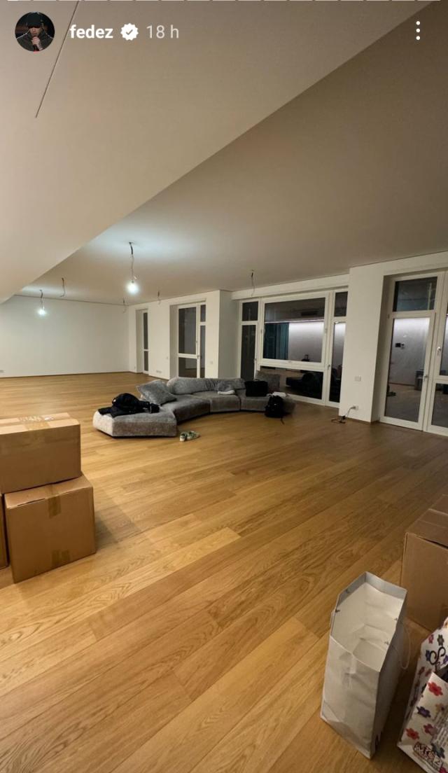 Una delle stanze della nuova casa di Fedez, 400 mq nel centro di Milano