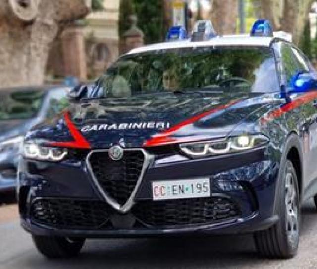 Lavagna, tenta il suicidio con una pistola con matricola abrasa, i carabinieri lo salvano e l'arrestano