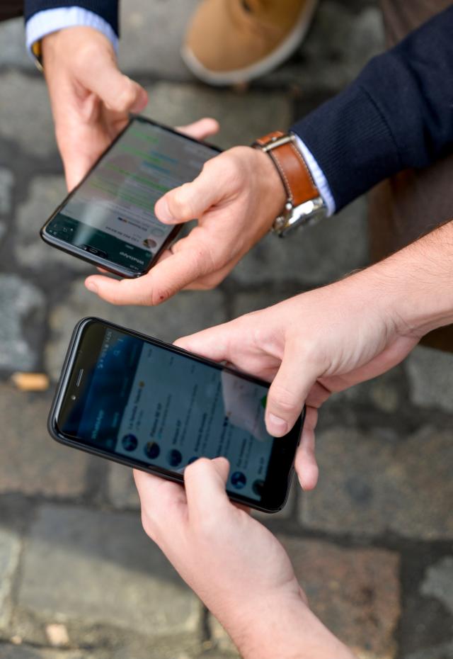 Sesso tra insegnate e alunna minorenne  a Pescara scoperto anche grazie alle chat di WhatsApp