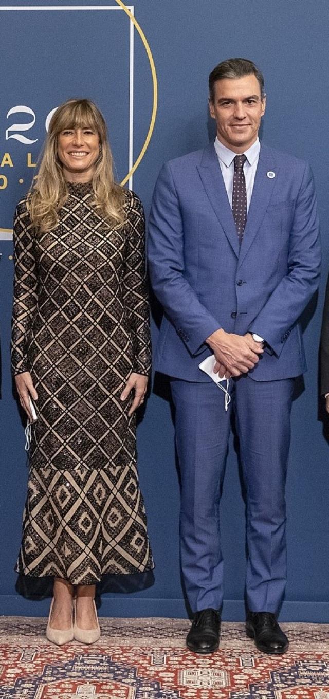 Begona Gomez con il marito Pedro Sanchez premeri spagnolo