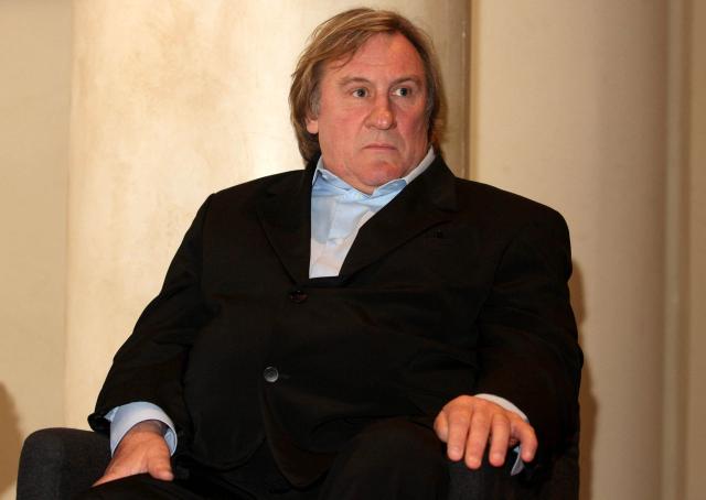 Gerard Depardieu in stato di fermo a Parigi, denuncia di molestie sessuali: "Mai e poi mai ho abusato di una donna"