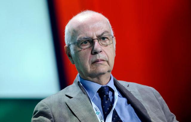 L'epidemiologo Rezza e la supercazzola sugli effetti del vaccino Astrzeneca: "...solo con una vaccinazione di massa si potevano scoprire le reazioni avverse del vaccino"