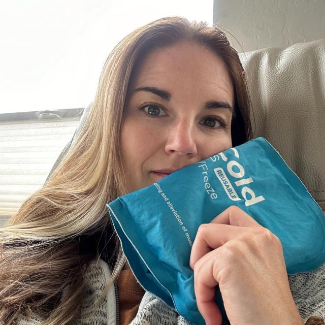 Vaccino Covid, 42enne fa causa ad AstraZeneca "invalida dopo sperimentazione, neuropatia periferica": primo caso negli Usa