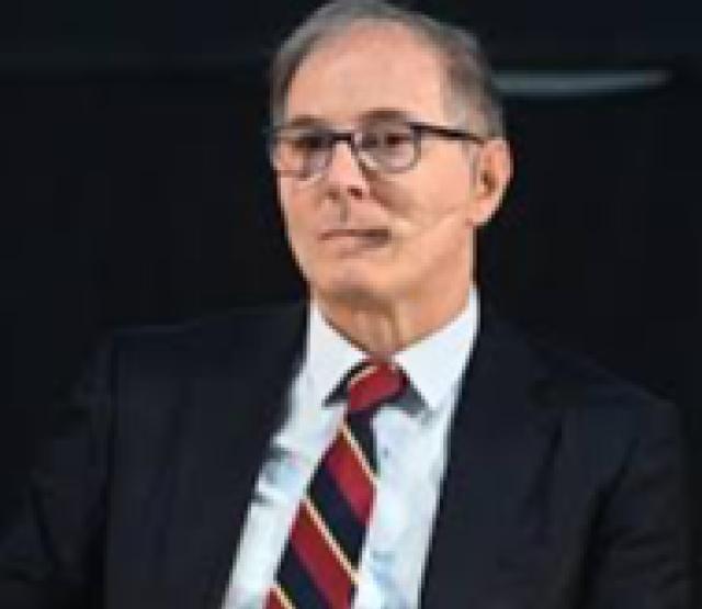 Arresto Toti, la bella vita di Signorini, la giovane fidanzata e il generoso Spinelli nelle carte dell'inchiesta