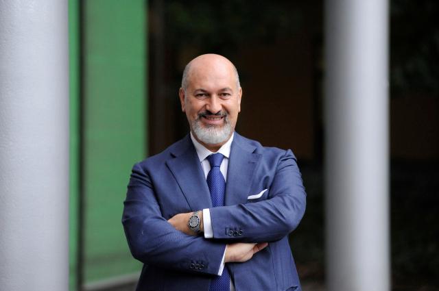 UniCredit introduce Premium One, polizza unit linked costruita in-house e basata sui fondi interni onemarkets in un gruppo che conta 15 milioni di clienti