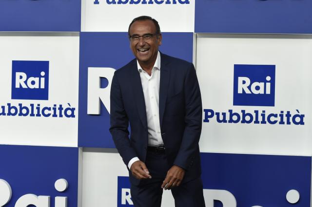 Sanremo, Carlo Conti conduttore e direttore artistico per i prossimi due anni, ritorno dopo triennio 2015-2017