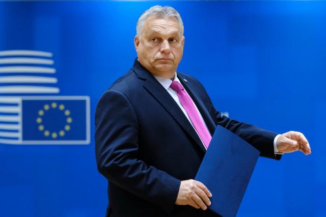 Ucraina, Orban: "L'Ue &egrave; a pochi centimetri dalla distruzione, sta preparando la guerra alla Russia", ha assolutamente ragione