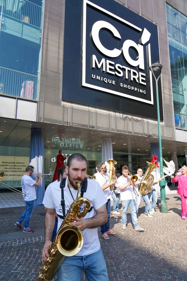 Ca'Mestre: il restyling del centro commerciale che rappresenta il cuore pulsante di Mestre. 