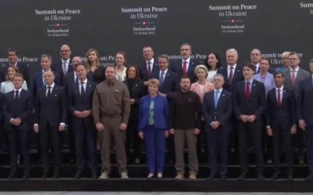 Conferenza di pace in Svizzera, nel documento finale "rispettare integrit&agrave; territoriale Ucraina", ma 12 Paesi su 92 si smarcano