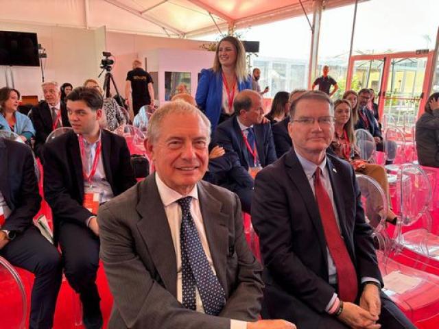 Johnson & Johnson, impegno di investimenti in Italia per cinque anni pari a 580 mln di cui 125 destinati a stabilimento di Latina